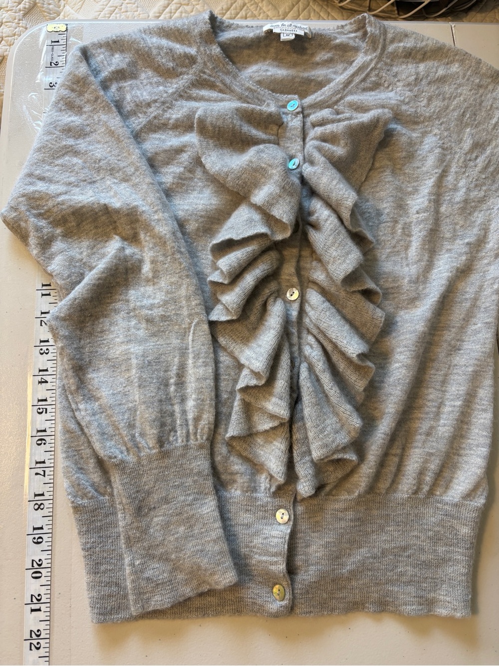 7 For All Mankind Cashmere Cardigan Size Medium Grey Ruffle Cottagecore Dainty - Picture 9 of 10